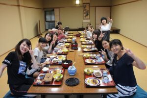 宿で和気あいあい